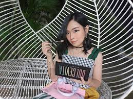 This research aims to examine and analyze factor which affect customer satisfaction, trust, and interest to buy back on beautyhaulindo website that became . Ngobrol Bareng Irene Founder Beautyhaul Indonesia