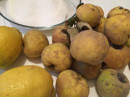 Preparazione della confettura di mele cotogne. Marmellata Di Mele Cotogne