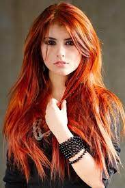 Wispy caramel highlights on red brown hair. Top 10 Best Red Hair Dye For Amazing Look 2020 Fast Dying