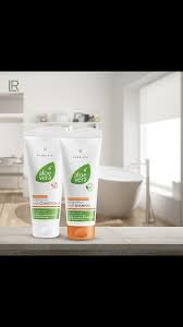 Lr Aloe Via Aloe Vera Besleyici Onarici Sampuan Ve Sac Kremi Ile Bakimsiz Ve Yipranmis Saclara Veda Etmenin Tam Zamani Hair Conditioner Aloe Vera Hair Repair