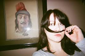 And even if the disposable camera is too big for a mini bag, there's something chic about carrying it on its own. Camera Polaroid Disposable Camera Lomography