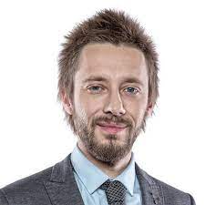 Так называемые комментаторы средней волны. Rejting Kommentatorov
