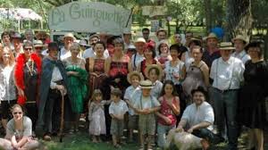 Maybe you would like to learn more about one of these? Les 10 Ans De La Fete Des Voisins