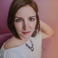 Leanne Jacobs's Instagram, Twitter & Facebook