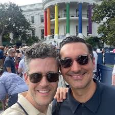 Jodi Street's Instagram, Twitter & Facebook