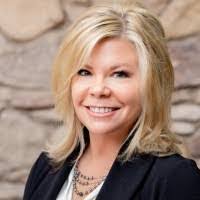 Aimee Minter's Instagram, Twitter & Facebook