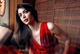 Blok3 ile Gündeme Gelen İrem Haznedarın Bilinmeyen Yönleri! - Evos Angels