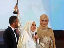 Silakan share link ni tau. Neelofa Bintang Paling Popular Abpbh29 Hiburan Mstar
