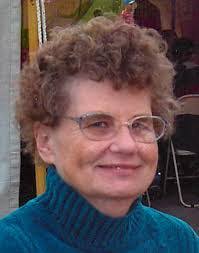 Elaine Holder's Instagram, Twitter & Facebook