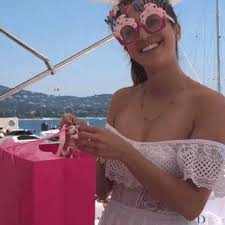Daniil kvyat ise bu iddia sonrası max verstappen'in eski sevgilisi dilara şanlık'ı sosyal medyada takip etmeye başladı. Maxelmania 20th Birthday Party Max Verstappen S Girlfriend