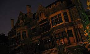 5 Real Haunted Places Around The World Mag For Women Haunted Places Houses In America Places Around The World