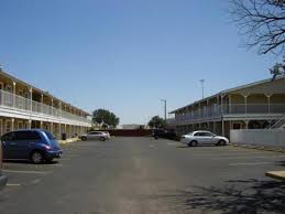 Free wifi and free parking at victorian inn, midland. Victorian Inn Midland In Tx