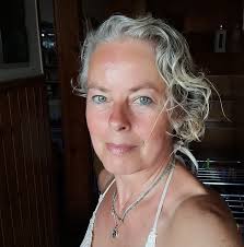 What are the best places to go out in Molyvos or Petra. ( to dance)