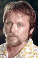 Doug Hardwick's Instagram, Twitter & Facebook