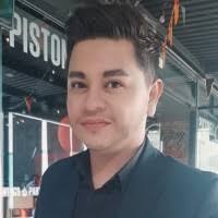 100+ perfiles de «Loera»