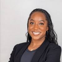 Stephanie Leal's Instagram, Twitter & Facebook