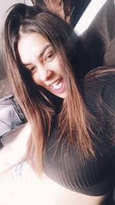 Sandy Rocha 🌸 (@saandyroocha)