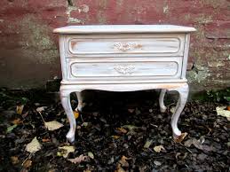 Kommode im barockstil vintage look kommode schrank 81x40x32cm shabby look vintage weiss wunderschöne vintage kommode kleines schränkchen. Kleine Kommode Nachtschrankchen Altweiss Gold Patina Vintage Etsy