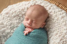 These hypoallergenic baby bath towels are perfect for your baby's sensitive and delicate skin. 5 Ways To Recreate The Womb Parents