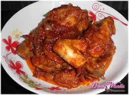Masakan berasaskan sambal hijau ini dikhabarkan berasal dari negeri johor yang sememangnya terkenal dengan masakan pedas. Buat Wanita Resepi Ayam Masak Merah Sambal Simple Sedap