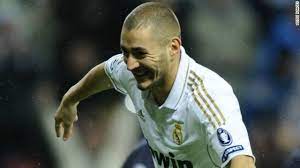 Early in june 2009, 55,000 fans flocked to the santiago bernabeu to see kaká presented as a real madrid player, the dawn of what florentino pérez, the club's president, had promised would be a second galactico era. Real Madrid Striker Benzema Clocked At High Speed Could Lose Driver S License Cnn