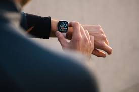The watch includes a new tool to measure blood oxygen levels and an improved tool for measuring sleep, apple boasts — apple is partnering with academia spanning multiple. Apple Watch Series 6 Im Test