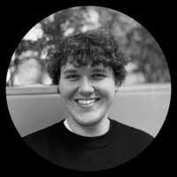 Sean Barringer's Instagram, Twitter & Facebook