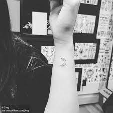 Crescent Moon Tattoo On The Wrist Moon Tattoo Line Art Tattoos Crest Tattoo