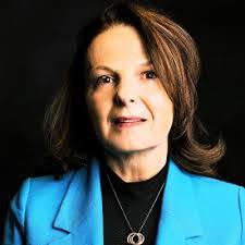 Janine Buis's Instagram, Twitter & Facebook