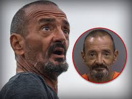 Viral Sailor 'Lieutenant Dan' Arrested in Florida Over Issue With Sailboat