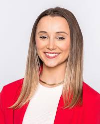 Arianna Allen's Instagram, Twitter & Facebook