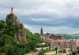 La Vierge Noire Du Puy En Velay Le Puy En Velay Vierge Noire Paysage France