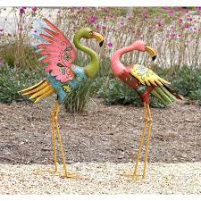 Decmode Pastel Floral Flamingo Garden Sculpture Set Of 2 In 2021 Flamingo Yard Art Flamingo Garden Metal Yard Art