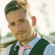 Sean Waters's Instagram, Twitter & Facebook