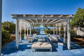 Abbigliamento, accessori, tech, cose per la casa, beauty ma niente food (ovviamente). Casa Dei Nomadi Affitto Ville In Sicilia E Case Vacanza Con Piscina Wishsicily