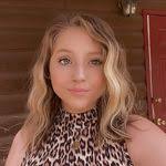 Ashley Beavers's Instagram, Twitter & Facebook