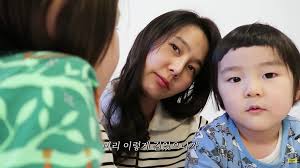 당시 고교생이던 안 선수는 영상에서 긴 머리를 묶고 등장한다. ê¹€ë‚˜ì˜ ê¸´ ë¨¸ë¦¬ ë„ì „ í•œì†Œí¬ ê°™ì§€ ì•Šì•„ å­ ì‹ ìš° ì´ì¤€ ë°˜ì'ì€ ë…¸í•„í„°tv ì¢…í•© ë‚˜ë¬´ë‰´ìŠ¤