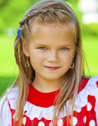 Celebrity hairstyle for medium hair. 50 Stylish Hairstyles For Your Little Girl Styling Tips