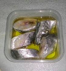 0 ratings0% found this document useful (0 votes). Cara Cara Buat Ikan Tenggiri Jeruk Secara Homemade
