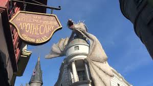 Universal studios was born on june 8, 1912 in los. Universal Studios Hollywood Vs Orlando Which Is Better