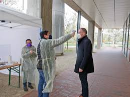 Leicht nur, und nicht überall. Die Hka Die Hochschule Karlsruhe Corona Testzentrum Auf Dem Campus Der Hochschule Karlsruhe