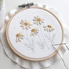 Free machine embroidery designs download. Daisies Embroidery Beginner Pattern Pdf Botanical Embroidery Pdf Pattern For Beginners Floral Embroidery Digital Download Hand Embroidery Patterns Sewing Embroidery Designs Simple Embroidery