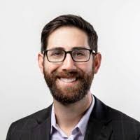 Steven Muszynski's Instagram, Twitter & Facebook