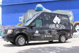 Luxury dog boarding/hotel and daycare, cage free. Mobile Pet Groomer In Doral Fl 786 647 1944 Bark For Cutsl