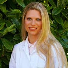 Dr. Silvia Eismann, Praxis für Frauenheilkunde und Geburtshilfe added a new  photo — with Annette Nussbaumer and 2...