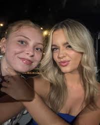 Si (@sienna_hamilton) • Instagram photos and videos