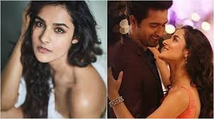 We have covered the date of birth and other related information here. Love Per Square Foot Actor Angira Dhar Excited To Be A Part Of A Revolution In Bollywood Entertainment News The Indian Express