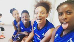 La nazionale di pallavolo femminile dell'italia è una squadra europea composta dalle migliori giocatrici di pallavolo dell'italia ed è posta sotto l'egida della federazione italiana pallavolo. Le Pantere Nere Della Pallavolo Femminile Il Volto Della Nuova Italia Piu Unita Sport Against Violence