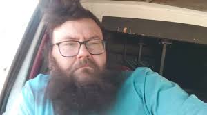 999+ missed calls from Mick Gordon