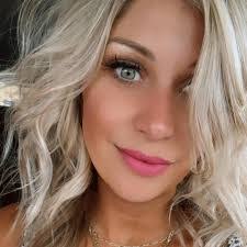 Kitty Dugan's Instagram, Twitter & Facebook